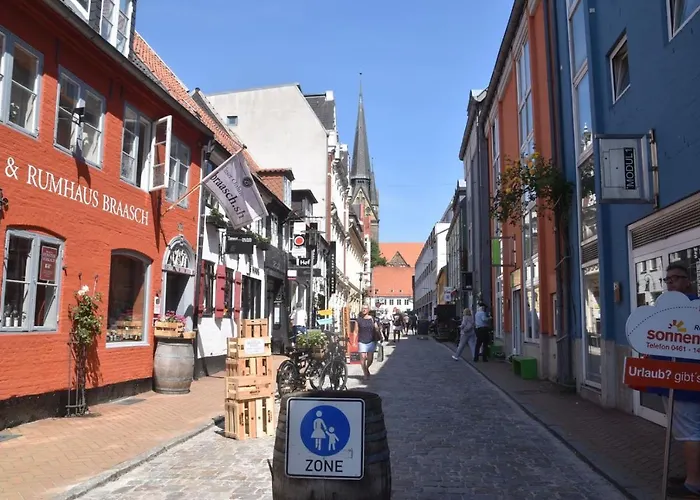 Fewo1846 - An Der Alten Kaffeeroesterei - Stilvoll Eingerichtete 2-Zimmer-Wohnung Im Stadtzentrum